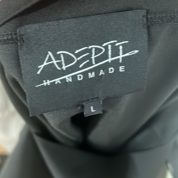 Adeptt Sz Large Long Asymmetrical Dress Gown Short Sleeve Side Cutaway Tail - Picture 9 of 9